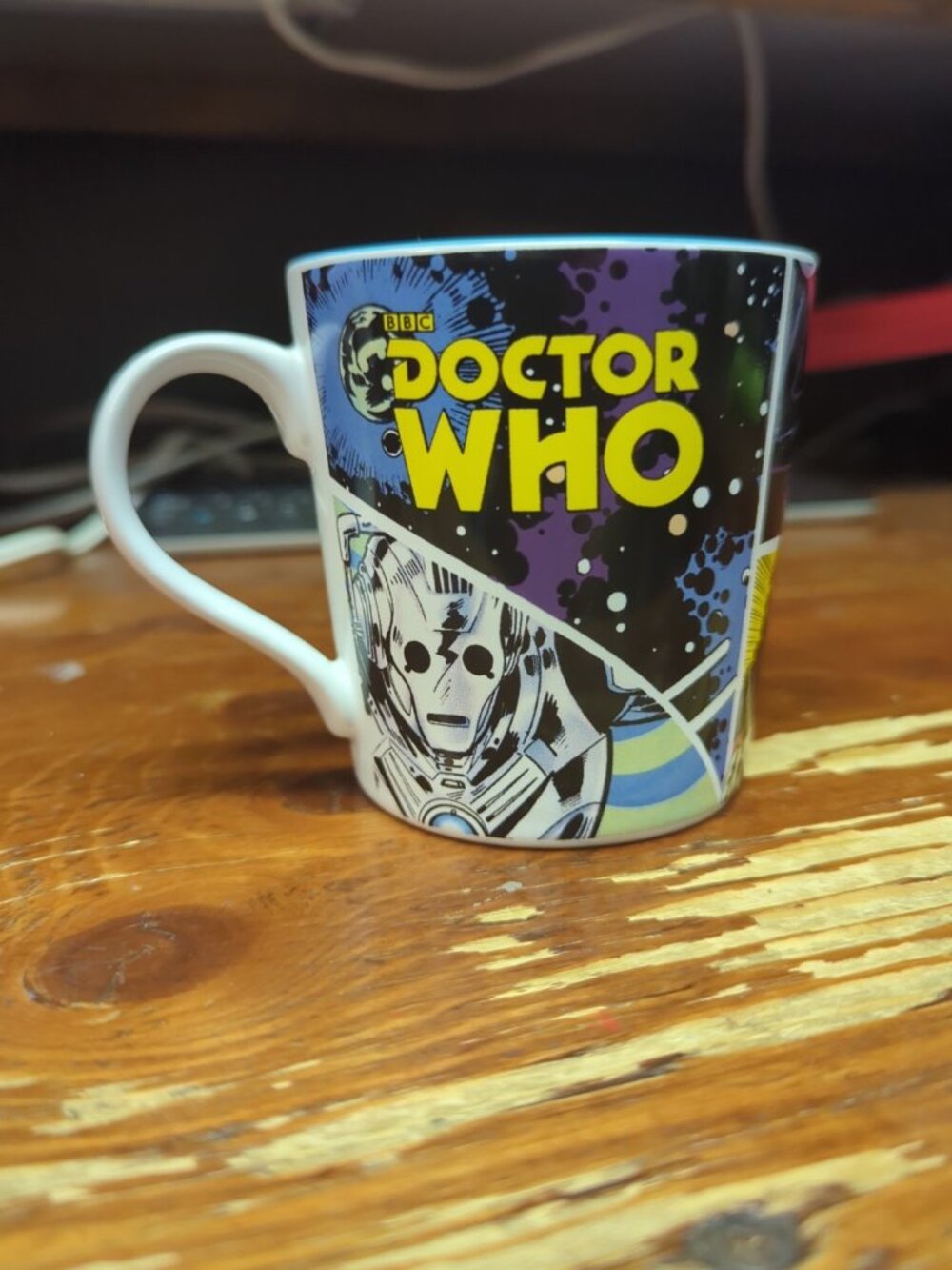 2012 Vandor LLC. Doctor Who BBC TARDIS & Villains 12oz Ceramic Collectable Mug